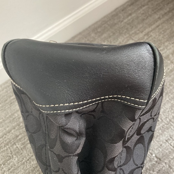 Coach Hampton Signature Jacquard Bag - Picture 9 of 13